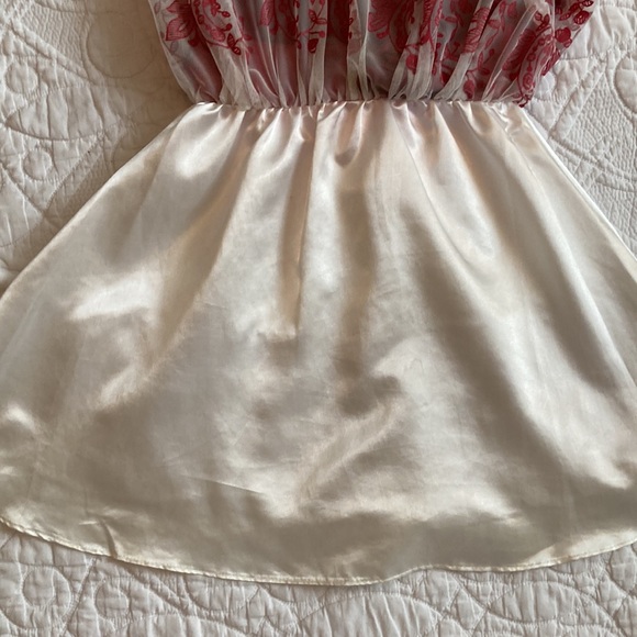 Velvet floral red Christmas dress - Picture 4 of 6